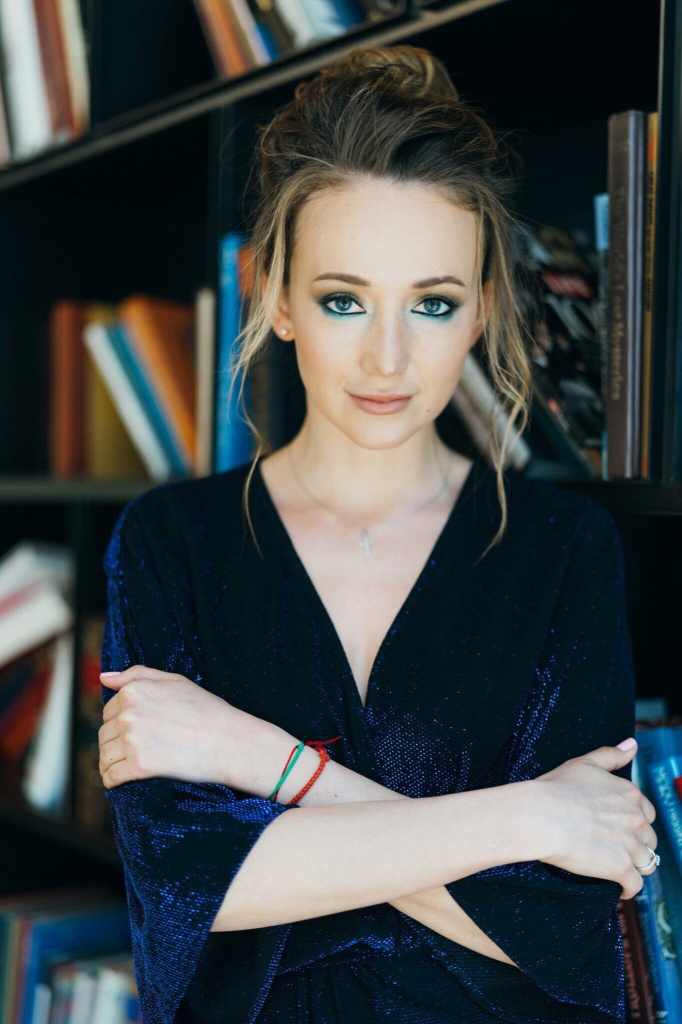 anna(3).jpg anna(3).jpg