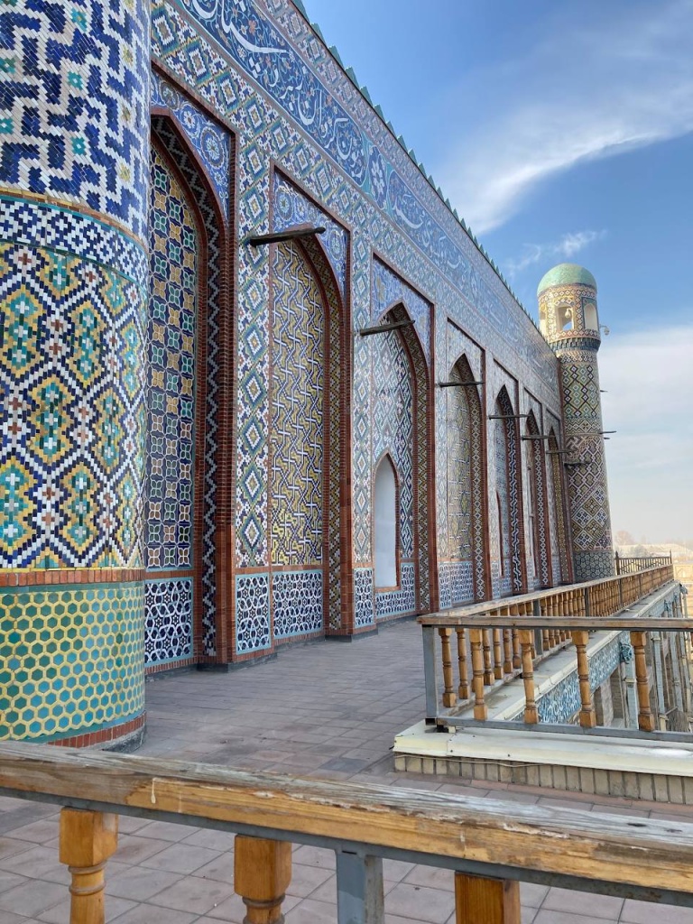 Sophie autumn in Uzbekistan