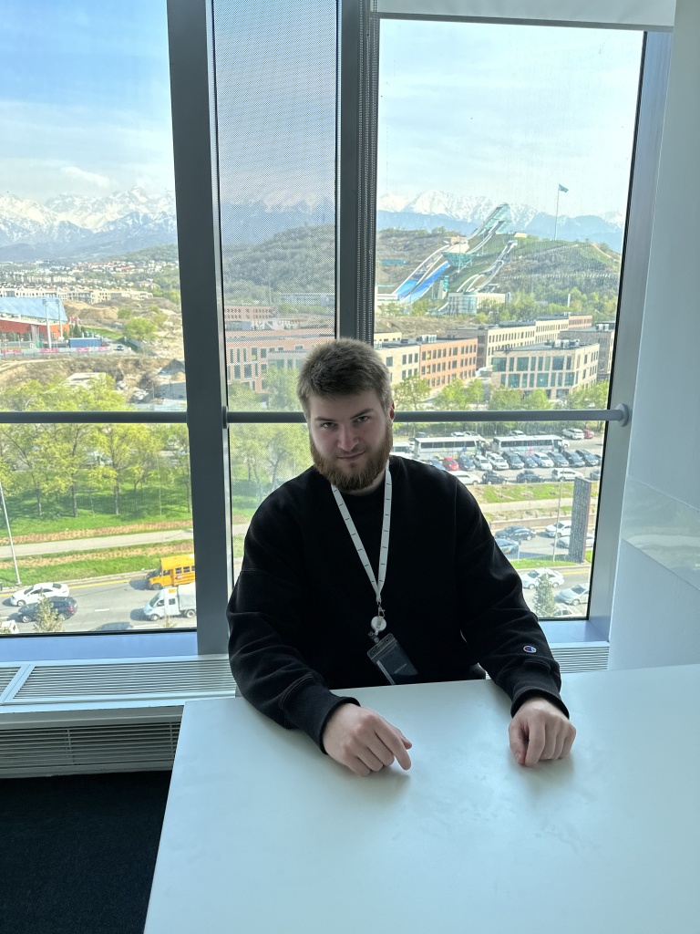 dmitriy Специалист