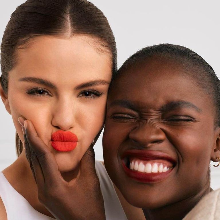 selenagomezrarebeauty-1598992972.jpg selenagomezrarebeauty-1598992972.jpg