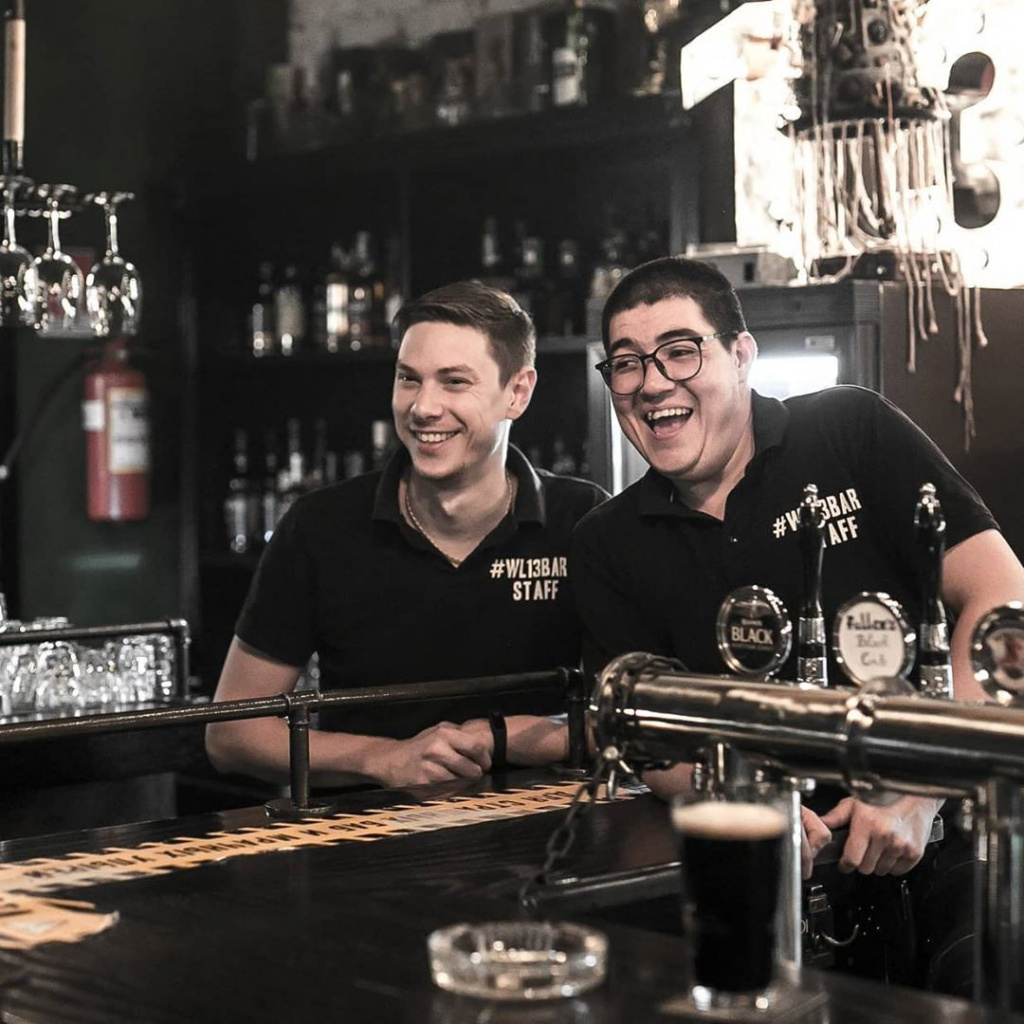 wl13bar.jpg