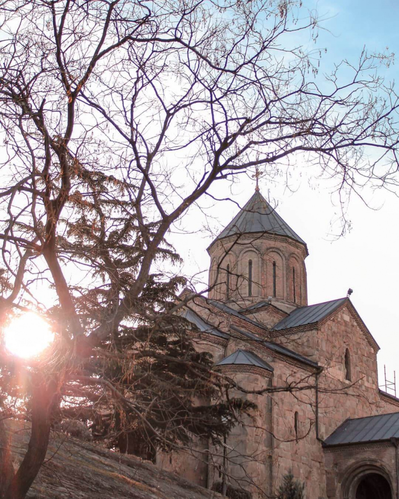 Metekhi Church.jpg Metekhi Church.jpg