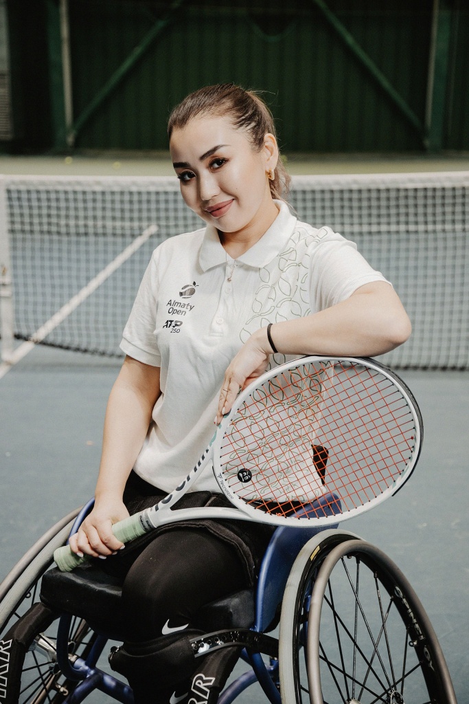 aizhantennis Фото теннисистка