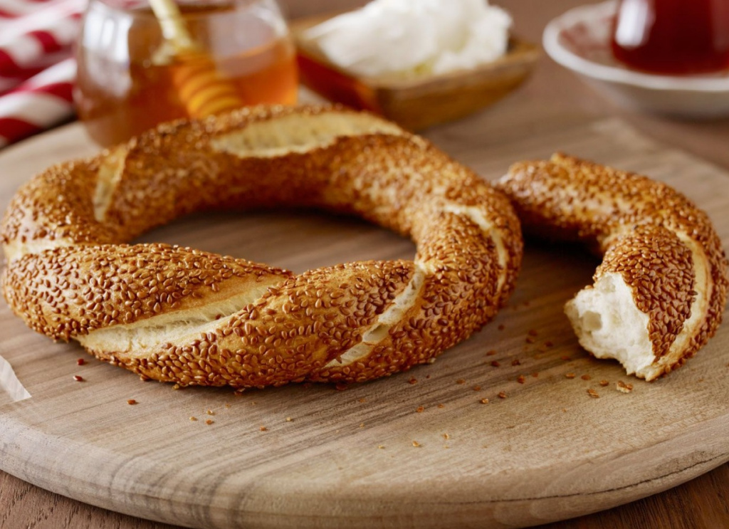 Simit.jpg Simit.jpg
