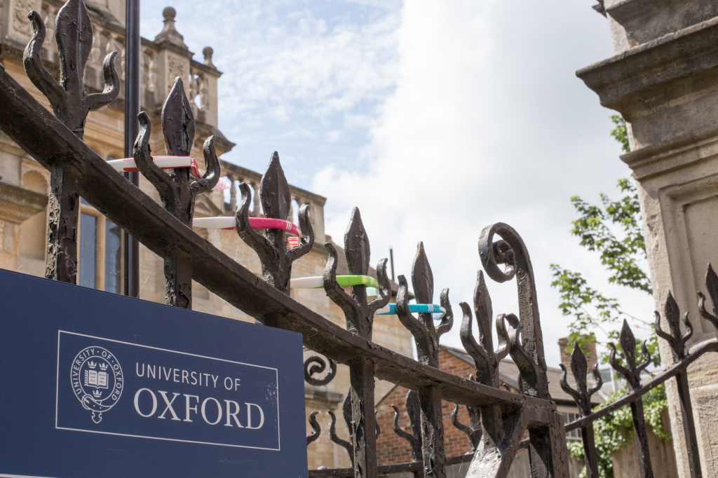 Oxford Univetsity Oxford Univetsity