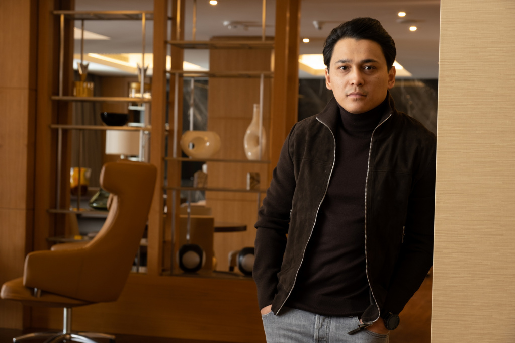 Kamran Clab0002.jpg Kamran Clab0002.jpg