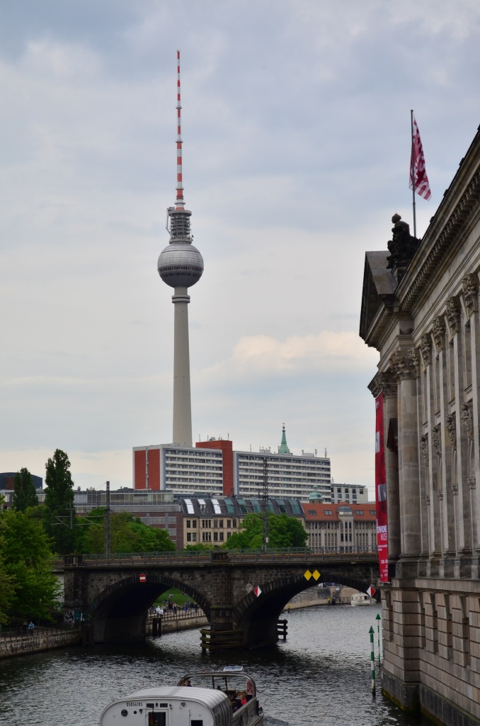 Fernsehturm.jpg Fernsehturm.jpg