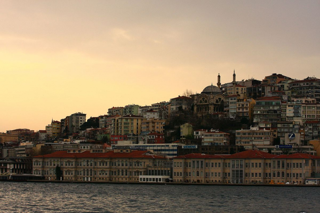 Elis Yilmaz1.jpg Elis Yilmaz1.jpg