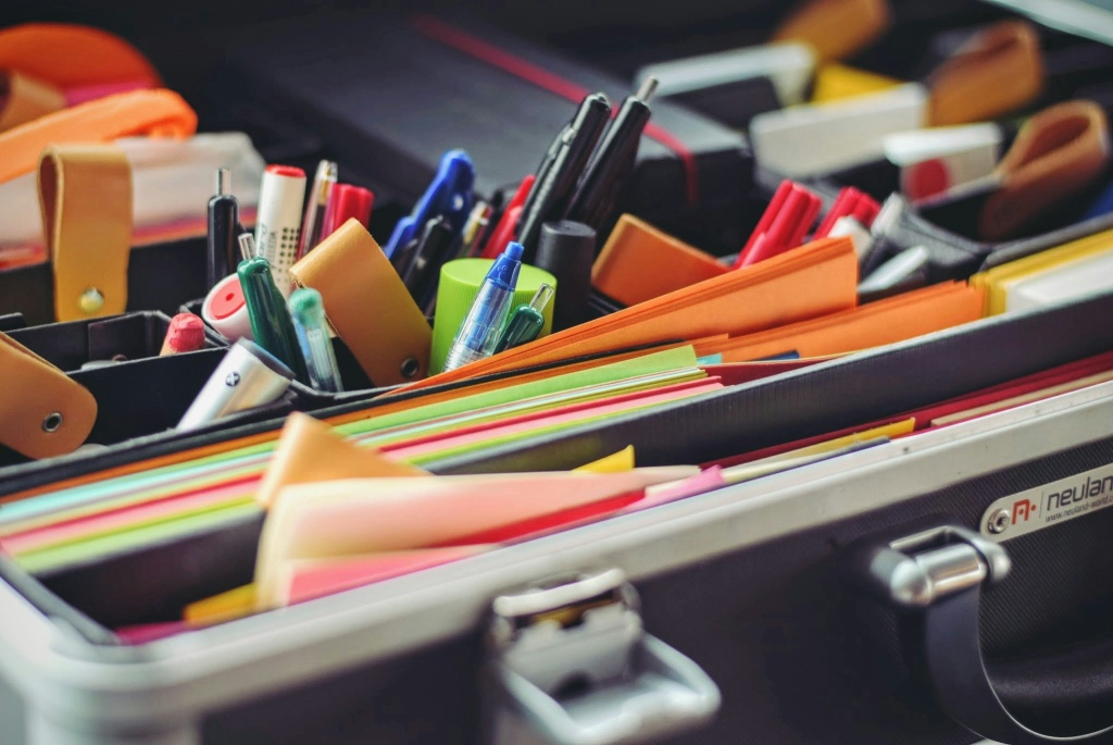 stationery Лучшие магазины канцтоваров в Алматы