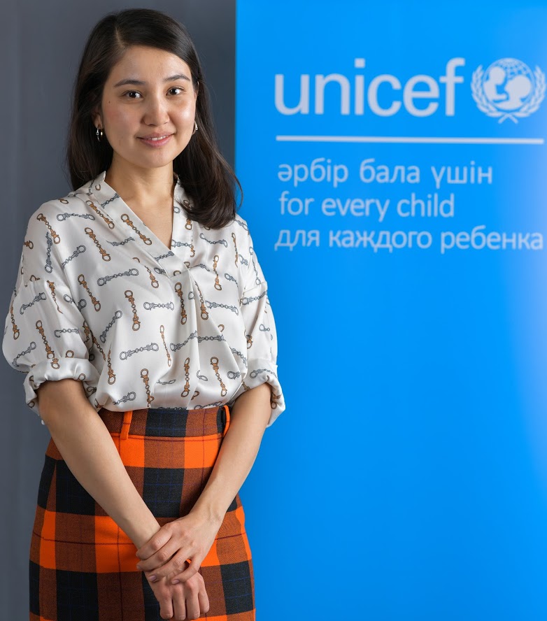 Зарина Unicef.jpg Зарина Unicef.jpg