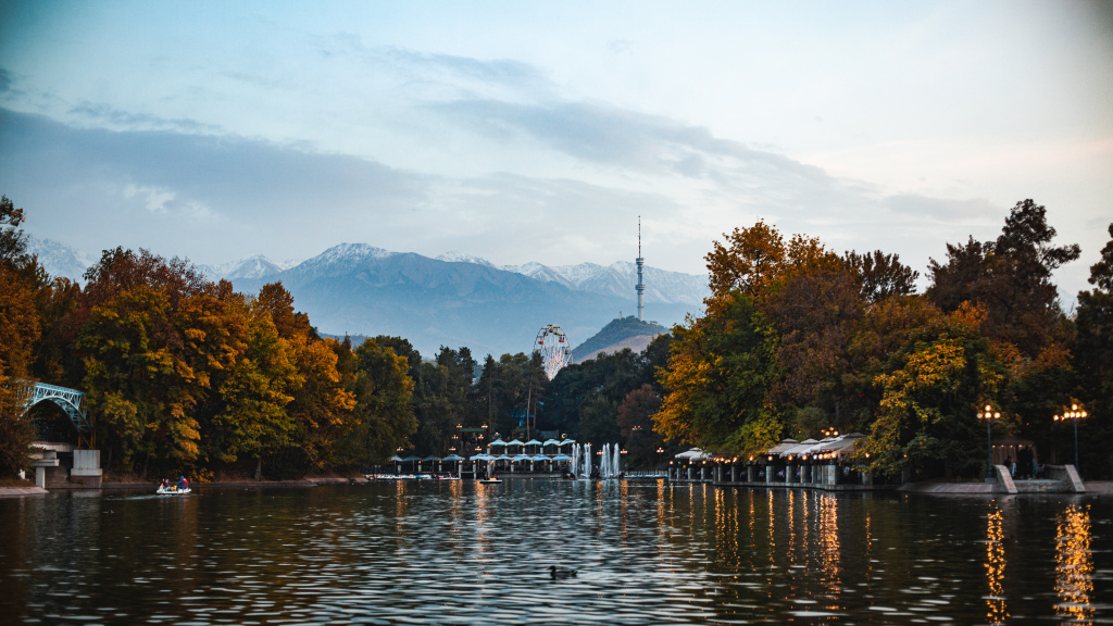 How do foreigners imagine Kazakhstan: stereotypes and reality denis-omm-5GvqUMb_I-o-unsplash.jpg