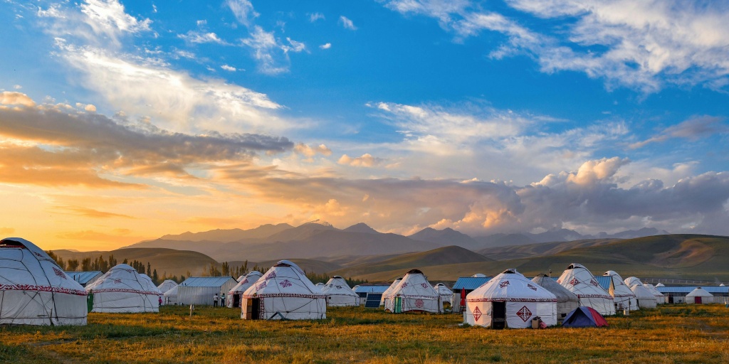 yurt nomadic yurt