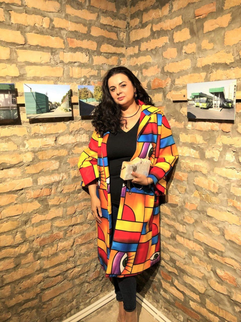 bella_sabirova3.jpg bella_sabirova3.jpg