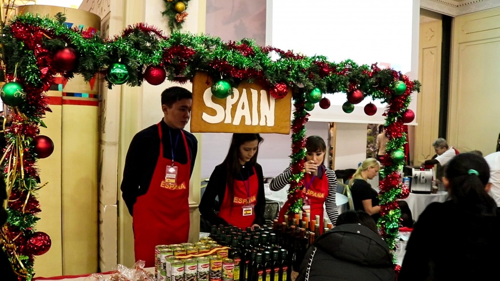 vlcsnap-2017-12-04-11h17m36s18.jpg vlcsnap-2017-12-04-11h17m36s18.jpg