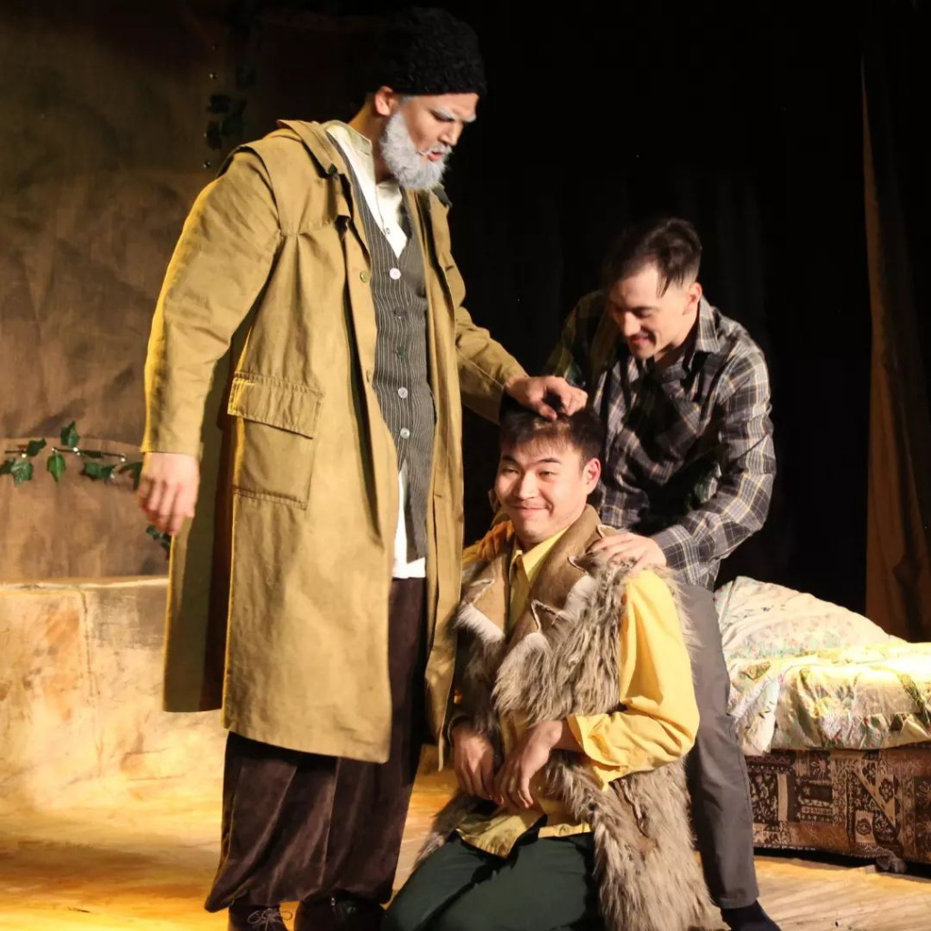 zhassahna_theatre_ zhassahna_theatre_