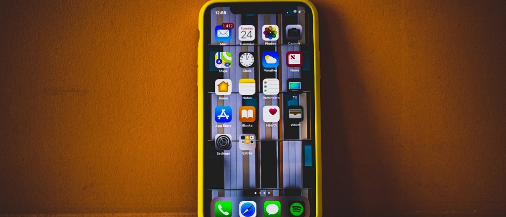 apple-razreshila-storonnie-magaziny-prilozheniy-dlya-iphone-no-tol-ko-v-es