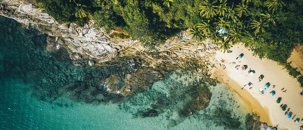 tailand-otkryl-phuket-dlya-vakcinirovannyh-turistov