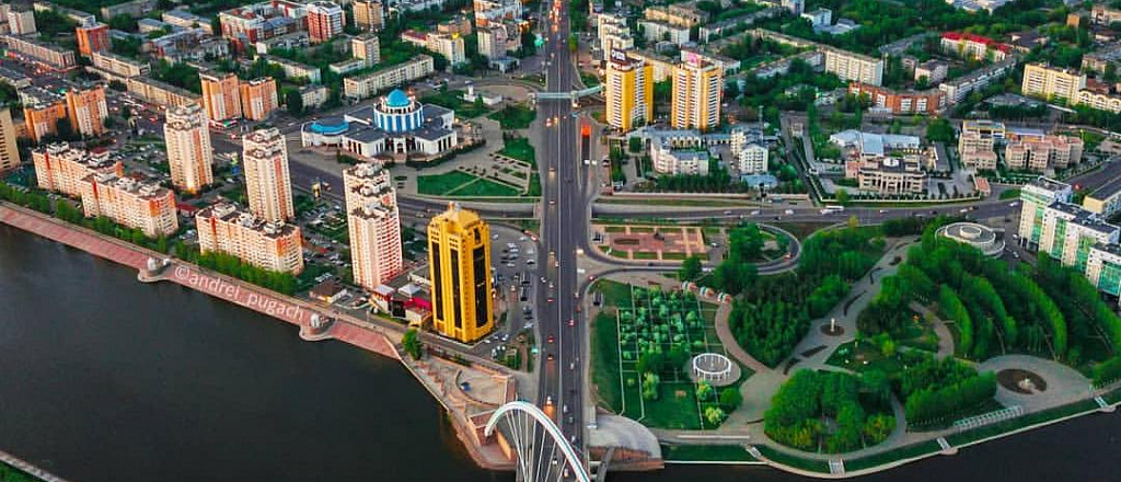progulka-po-istoricheskomu-centru-nur-sultana-shokoladnaya-fabrika-panno-i-pamyatniki-postmodernizma
