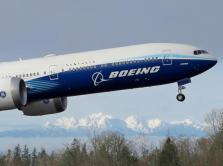 novyy-layner-boeing-777x-sovershil-pervyy-polet