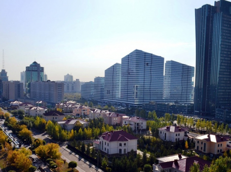 rabota-v-posol-stvah-v-astane-vakansii-i-stazhirovki