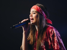 google-i-universal-music-planiruyut-licenzirovat-golosa-pevcov-dlya-bor-by-s-dipfeykami