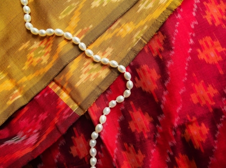 buhara-i-ikat-putevoditel-po-luchshim-magazinam-tkani