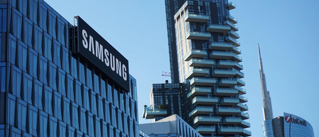 samsung-predstavila-pervyy-v-mire-prozrachnyy-microled-displey