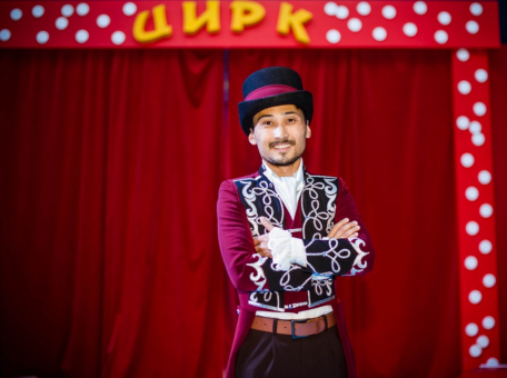 the-only-dynasty-circus-tent-touring-around-kazakhstan