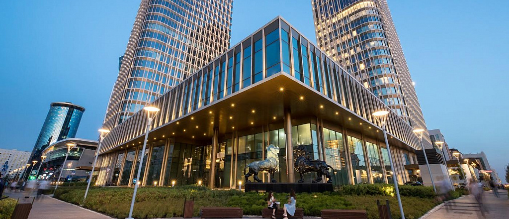 the-ritz-carlton-residences-astana-vnov-nazvan-rezidenciey-goda