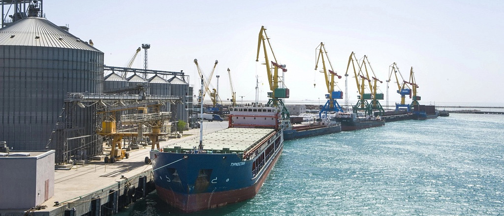 11-prichalov-i-dostavka-gruzov-v-srednyuyu-aziyu-zakavkaz-e-i-evropu-gid-po-aktauskomu-mezhdunarodnomu-morskomu-torgovomu-portu