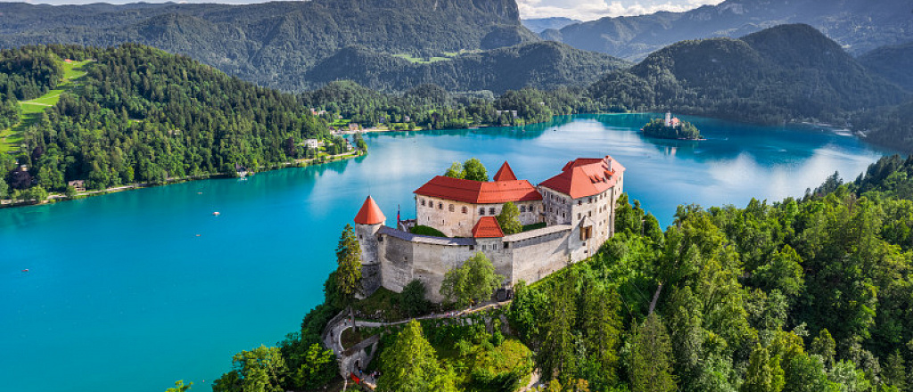 nazvan-top-10-stran-dlya-puteshestviy-po-versii-lonely-planet