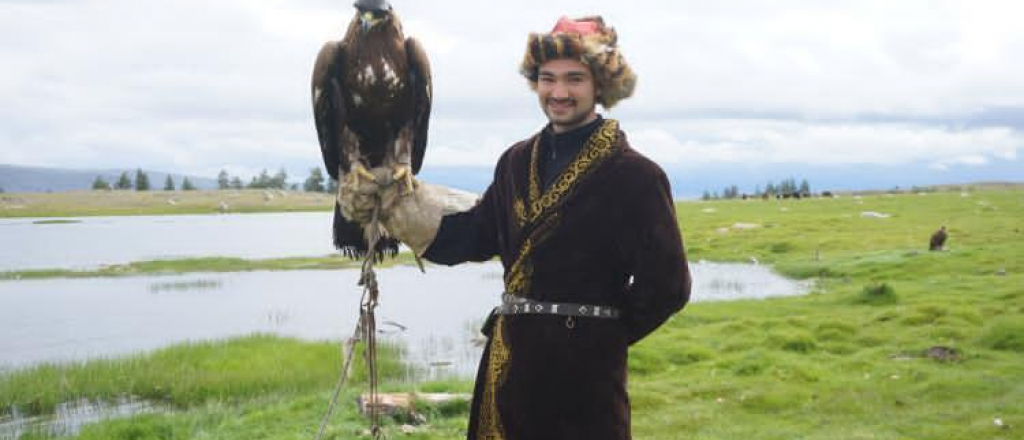 what-do-we-know-about-mongolia-foreigners-talk-about-wrestling-nomad-culture-and-genghis-khan-descendants
