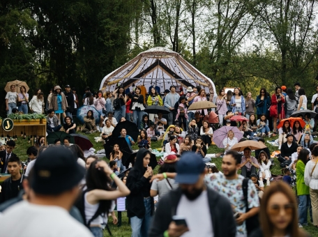 mausym-ayynda-ortaly-aziyada-y-11-biznes-ivent-forum-zh-ne-festival