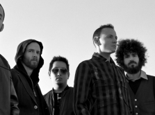 linkin-park-rasskazali-o-neizdannoy-pesne-zapisannoy-s-chesterom-benningtonom