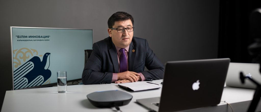 darhan-ote-o-tom-kak-v-25-let-stal-direktorom-shkoly-i-pochemu-vsegda-mechtal-byt-uchitelem