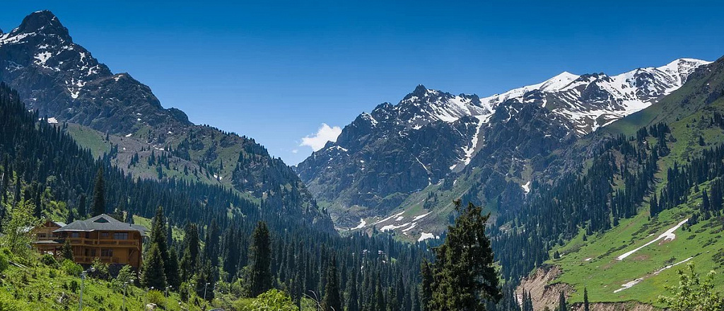 shymbulak-nachnet-rabotat-s-25-maya