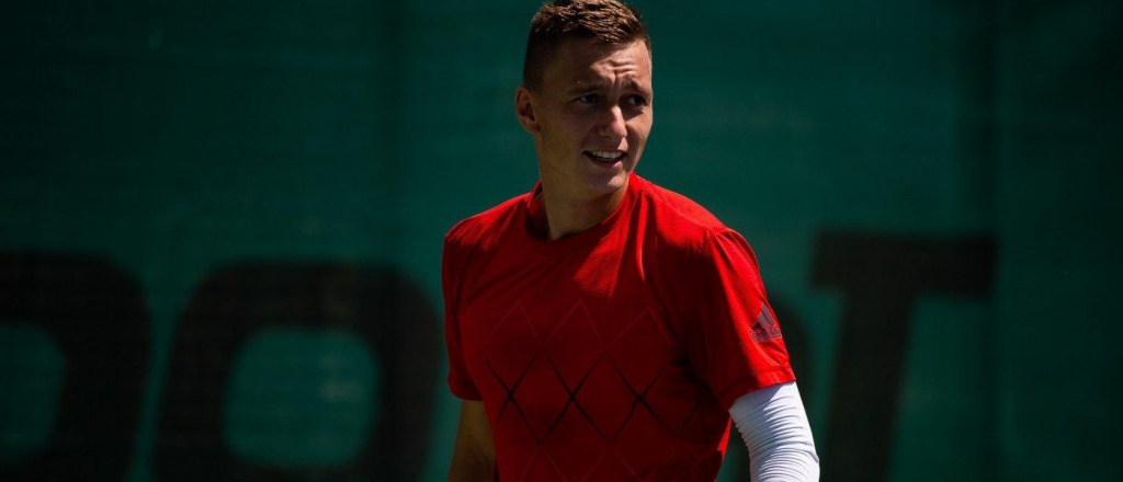 kazahstanskiy-tennisist-oderzhal-dvoynuyu-pobedu-na-turnire-v-litve