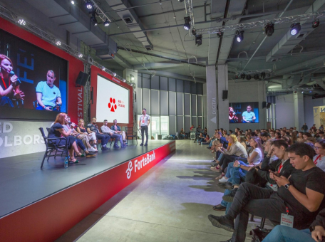 festival-red-jolbors-ob-yavil-spikerov-i-programmu