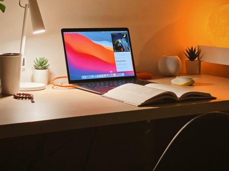 apple-testiruet-novyy-15-dyuymovyy-macbook-air