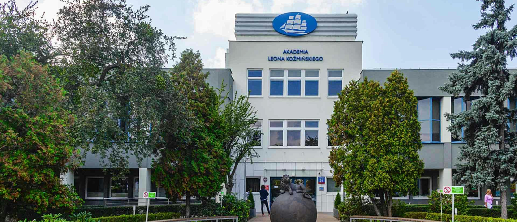 kozminski-university-kak-postupit-v-topovyy-vuz-pol-shi-i-nachat-kar-eru-v-evrope