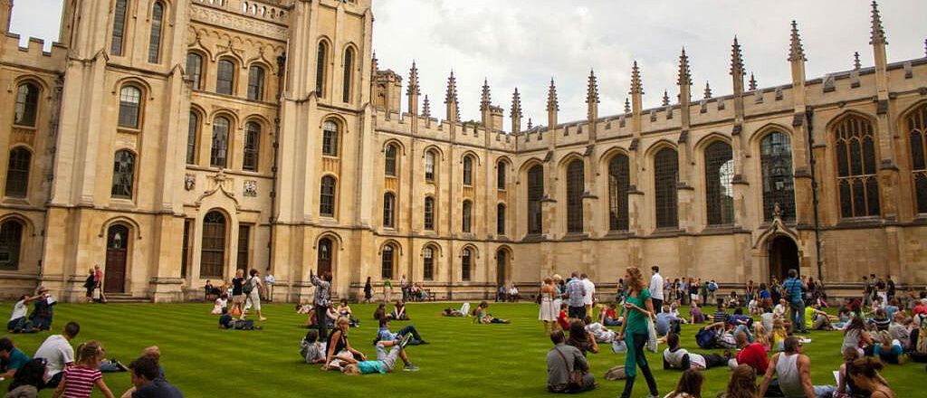 stipendiya-na-obuchenie-v-magistrature-oxford-university