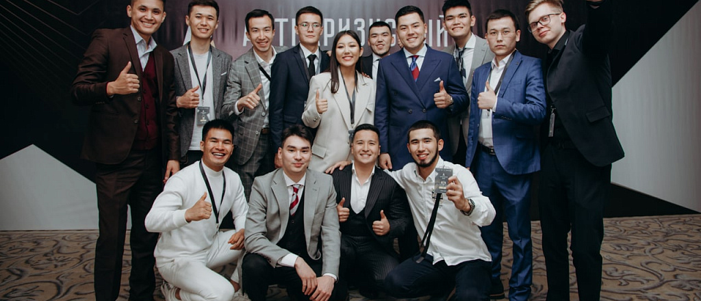 gde-v-almaty-i-tashkente-poznakomit-sya-s-predprinimatelyami-kak-ustroeny-biznes-kluby-central-noy-azii