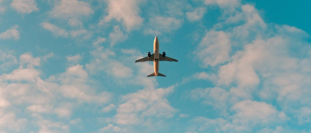 pervyy-v-mire-aviareys-na-ekotoplive-organizovali-v-ssha