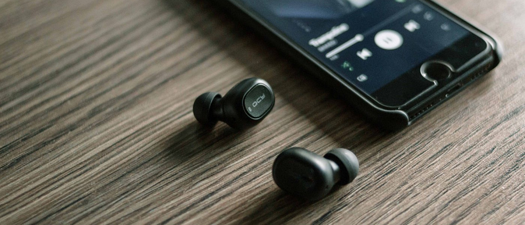 v-youtube-music-izmenili-dizayn-pleera-i-dobavili-teksty-pesen
