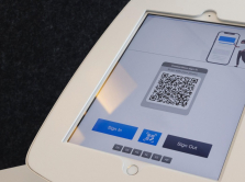 diplomy-i-attestaty-budut-vydavat-po-qr-kodu-v-kazahstane