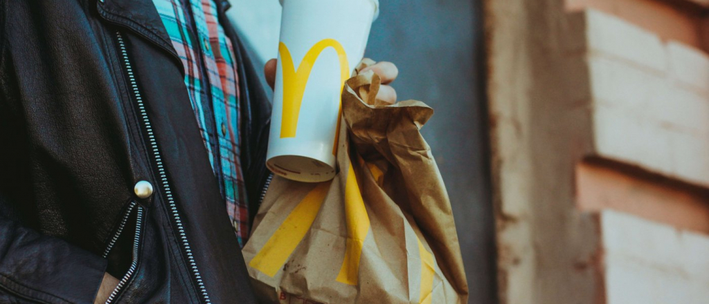 makdonalds-otkryl-pervyy-restoran-tol-ko-dlya-dostavki