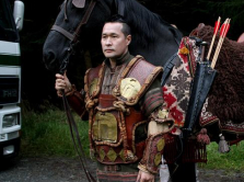 kazahi-v-mirovom-kino-mulan-ved-mak-bezumno-bogatye-aziaty