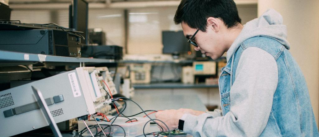 how-a-guy-from-semey-moved-to-study-in-china-and-became-an-employee-of-ibm-hong-kong