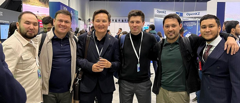 ot-yakutska-do-kremnievoy-doliny-vystuplenie-osnovatelya-indriver-arsena-tomskogo-na-digital-bridge-2022
