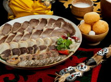 kak-v-raznyh-regionah-kazahstana-podayut-beshbarmak